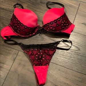 Victoria secret bra and pantie set